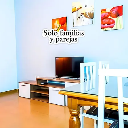Centrico En Conil Con Balcon Privado, Aire Acondicionado Y Garaje Familia Apartamento
