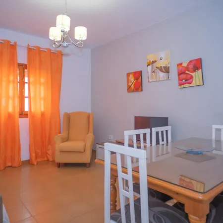 Centrico En Conil Con Balcon Privado, Aire Acondicionado Y Garaje Familia Apartamento *